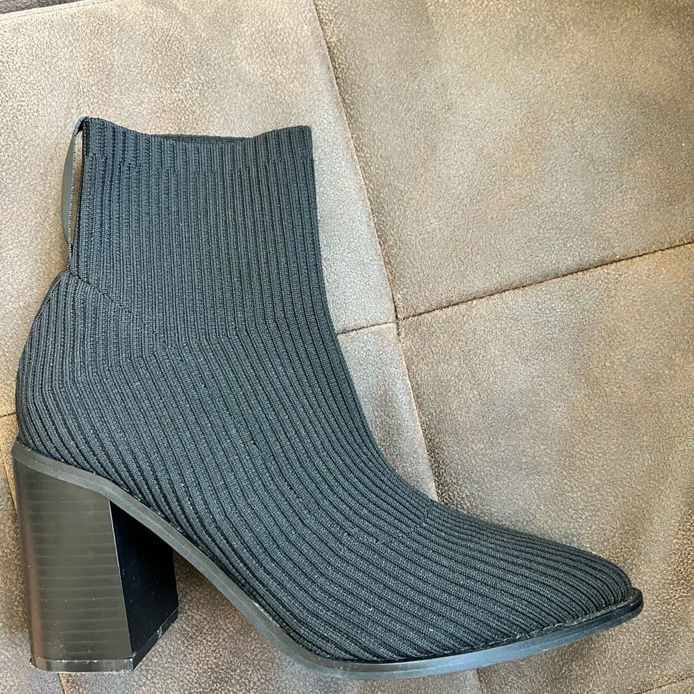 Black Ribbed Booties - Picture 2 of 2